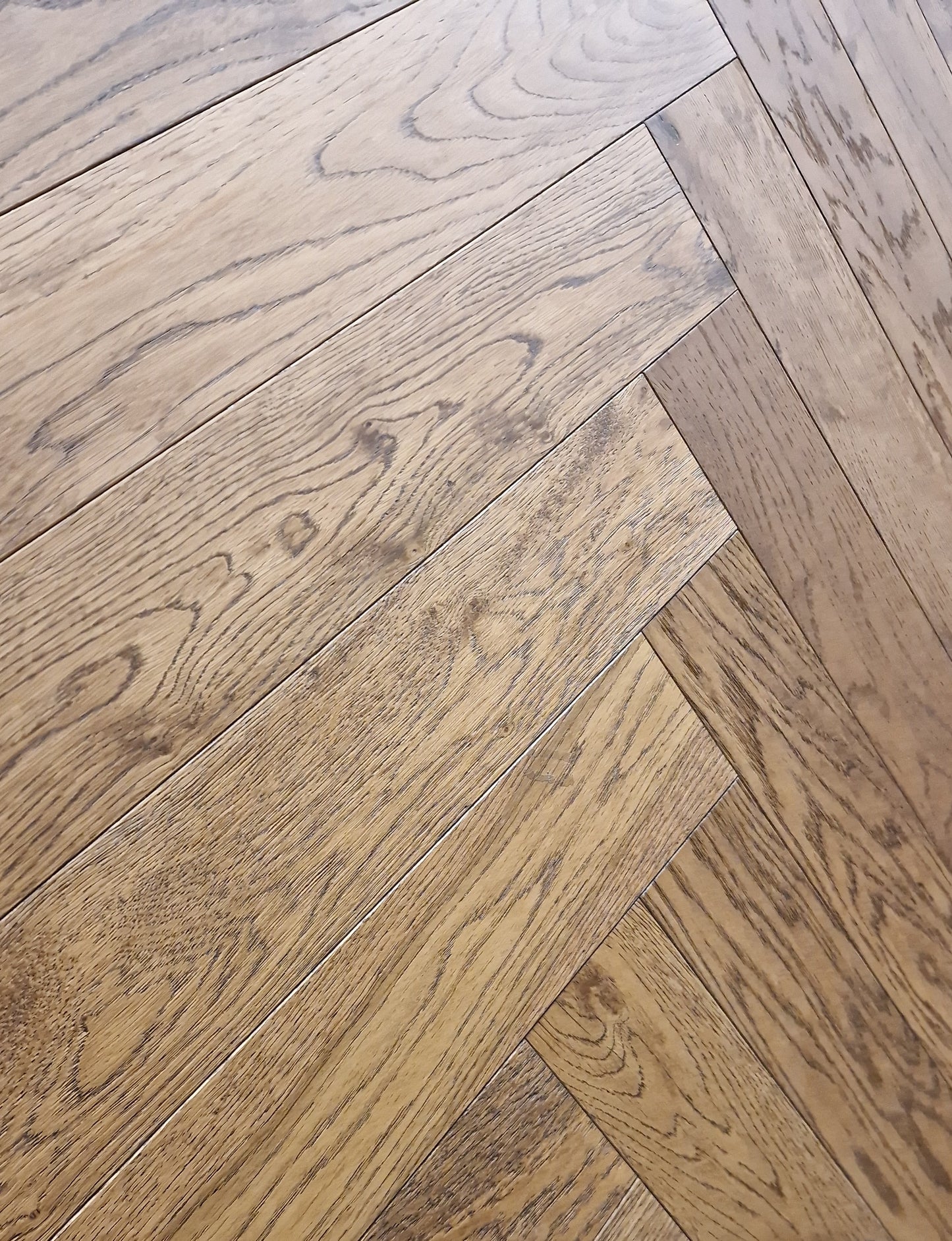 Eik Skar - Natur Fiskebensparkett